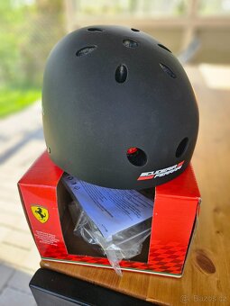 Helma na koloběžku Ferrari - 2