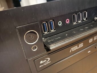 Kvalitní PC bedna CORSAIR + DVD mechanika - 2