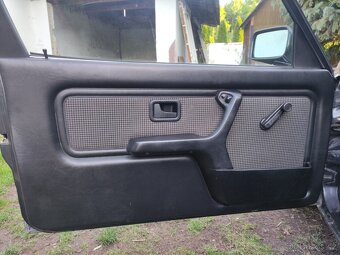INTERIÉR BMW E30 kupé - 2
