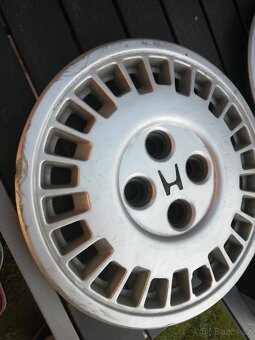 Honda accord aerodeck 1989 pokličky - 2