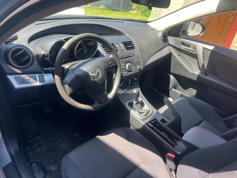 Mazda 3, 1,6 i, BENZÍN r.v.2013, NAJETO 95000 KM - 2
