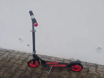 Dětská skládací koloběžka - 2