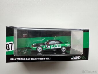 Nissan Skyline R32 GT-R HKS inno64 - 2