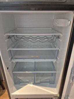 Lednice s mrazákem Electrolux - 2