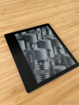 Čtečka knih Amazon Kindle Oasis 10th. gen - 2