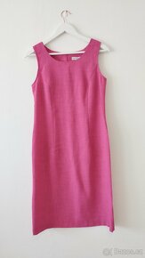NOVÝ fuchsiový kostýmek šaty a sáčko vel. 40/42 - 2