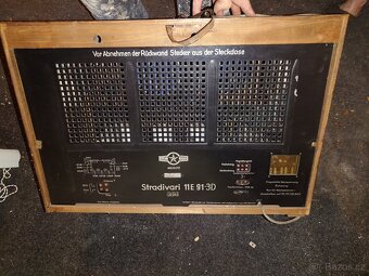 Lampové rádio Stradivari 11E91-3D Export Stern radio - 2