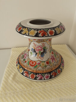 Stará velká váza - 2