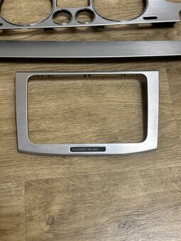 Lišty interiéru Passat B6 - 2