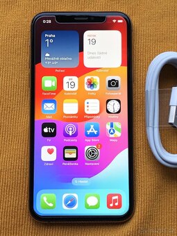 TOP STAV - Apple Iphone XS 64GB zlatý baterie 100% - 2