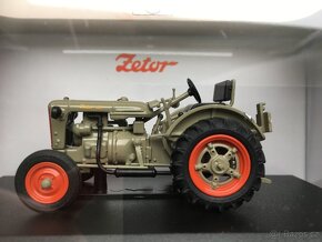 Model ZETOR 25 (1951) 1/43 - 2