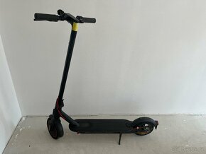 Elektrická koloběžka xiaomi scooter pro 2 - 2