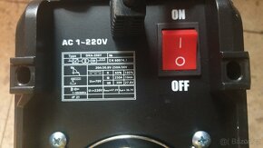 Svářečka Invertor, 220V/20-250A, nová nepoužitá - 2