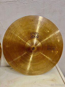 Paiste 2002 15” hi hat sound edge. - 2