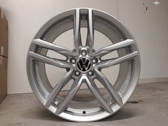 Škoda Karoq, Vw Passat alu kola 5x112 R19 ET49 - 2