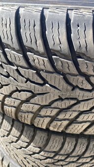Pneu 205/60 R16 - 2