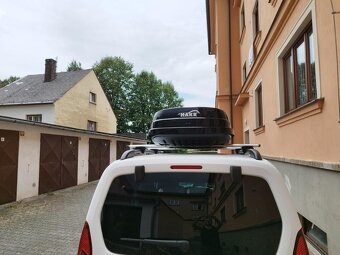 Střešní box HAKR Magic Line 370 + nosič – Jako nový - 2