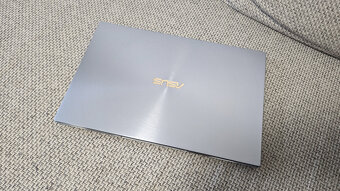 Asus Zenbook UM431D /Ryzen 5 3500U, 8GB RAM, 128GB SSD/ - 2