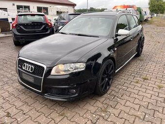 Audi RS4 Avant 4.2 V8 B7 309 kw MANUÁL - 2