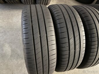 prodám letní pneumatiky 195/65/15 Goodyear celá sada - 2