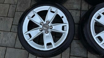 Originál ALU kola R17 AUDI na letních pneu 5x112 - ŠKODA/VW - 2