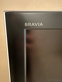 Sony Bravia TV + bílý TV stolek – plně funkční - 2