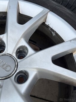 Litá kola originál AUDI 7,5J 18H2 ET37 - 2