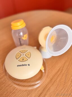 Odsávačka mléka Medela Swing Flex - 2