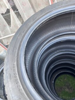 Letní sada pneu 225/45 R17 - Goodyear - 2