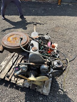 Motor MB 240d - 2