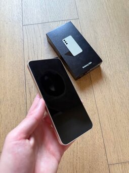 Samsung Galaxy S24 8GB/128GB - 2