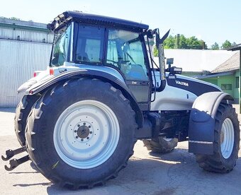 210HP traktor Valtra T190 otočná sedačka - 2