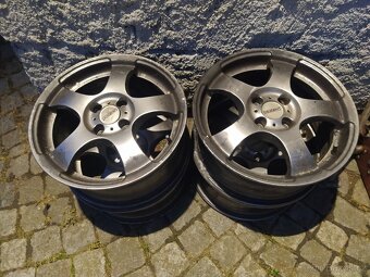 4x100 R16 - 2