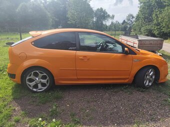 Ford Focus ST - 2