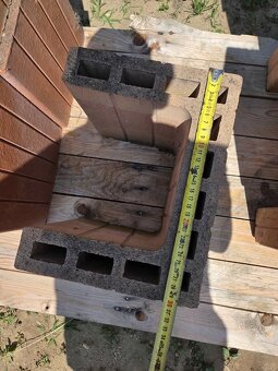 Věncovka HELUZ U-30 a ECOTON U 42.5 - 2