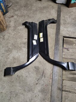 Zadní lemy Omega A - 2