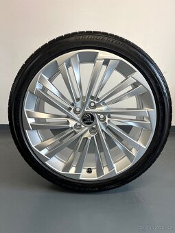 ☀️ Letní Alu kola Veritate, Škoda Superb 3/4, 5x112 r19 - 2