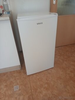 Prodám ledničku Vivax - 2