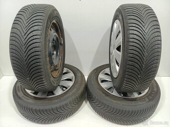 Zimní kola Toyota 5x114,3 R16 ET39 pneu 205/60/16 - 2