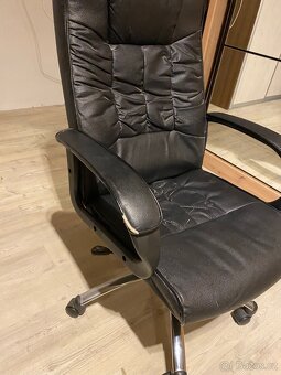 Kancelářská židle - 2