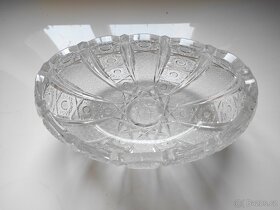 Starožitná mísa z broušeného skla - 2