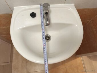 Umyvadlo do koupelny. - 2