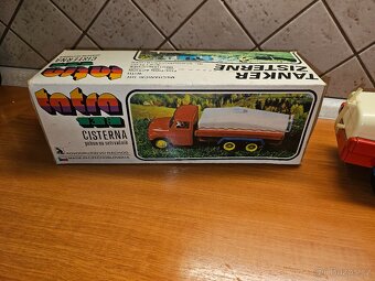 Tatra 138 MLÉKO - 2