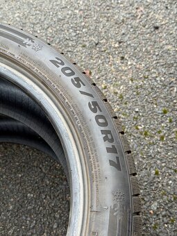 Zimní 205/50 R17 Gripmax - 2