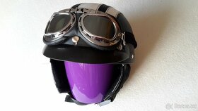 retro helma - bílé pruhy - 2