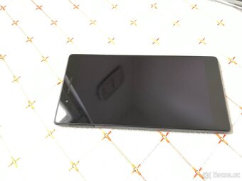 Lenovo TB-7504X tabletotelefon - 2
