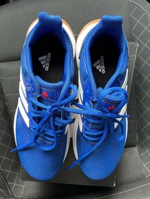 Boty Adidas nové - 2