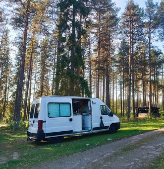 Pronájem obytné dodávky Citroen Jumper 2.8HDI - 2