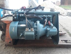 Hydraulická jednotka - 2