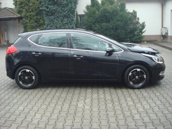Kia Ceed 1.6crdi 94kw 2013 top výbava - 2